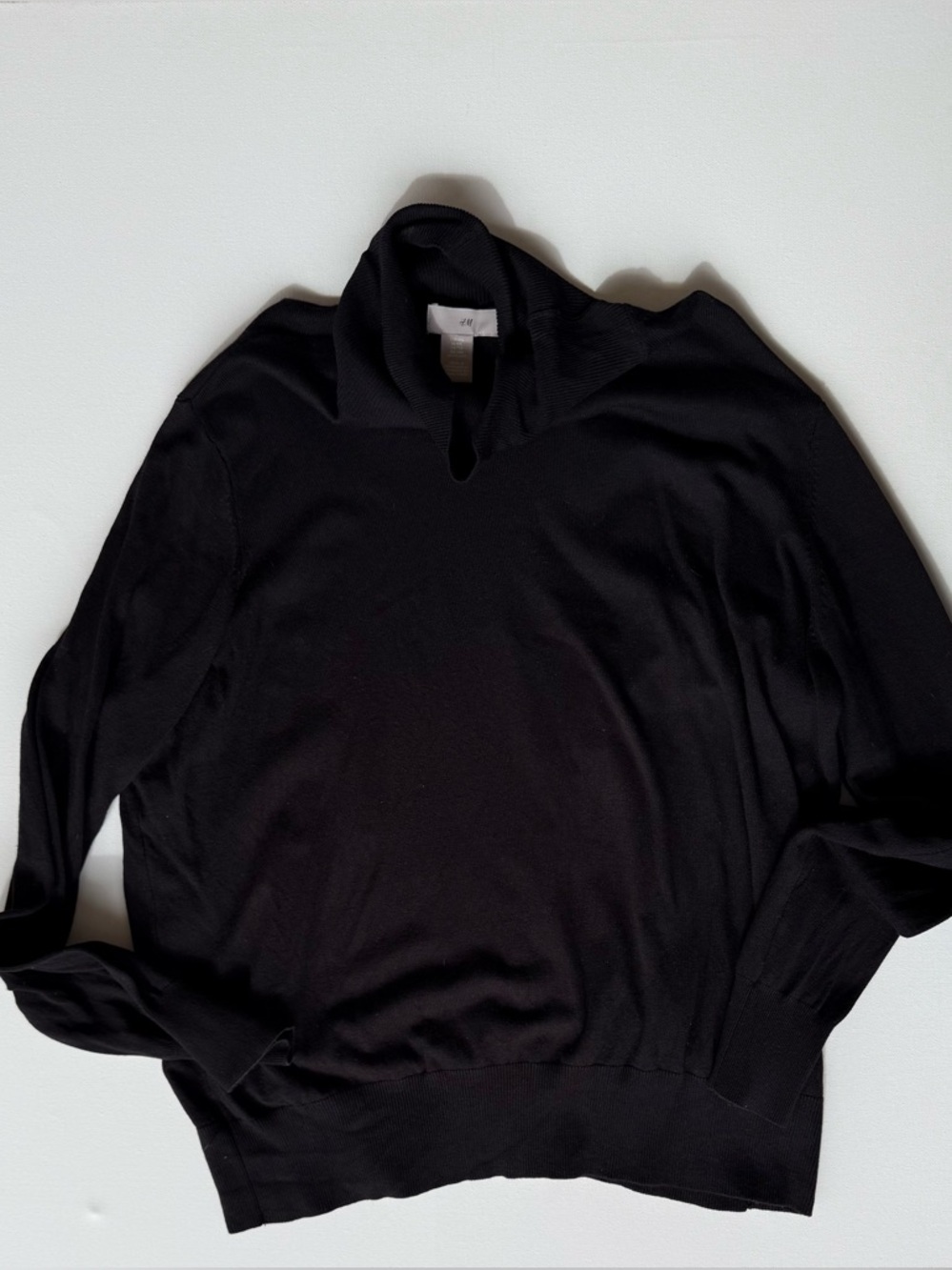 H&M Women’s Turtleneck Soft Sweater. Worn Once